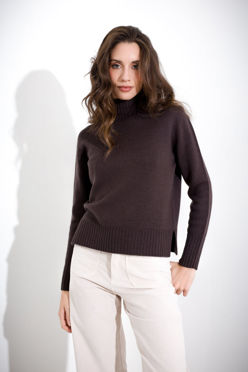 Maglia in pura lana a collo alto FRIENDLY SWEATER